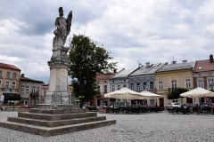 rynek-pomnik